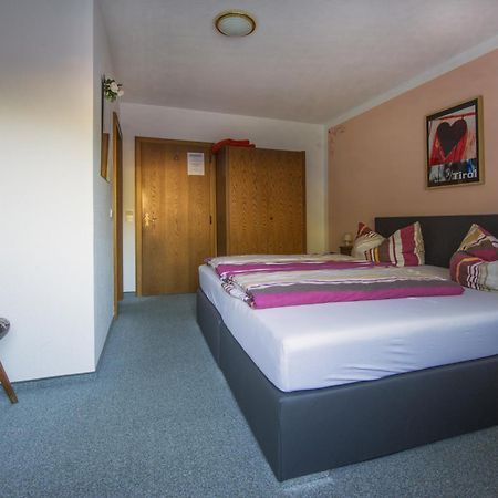 Garni Fischer Oetz Zimmer foto